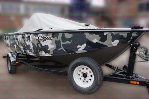 16 Foot 2007 Crestliner Boat - Full Boat Wrap - Custom Camouflage Vinyl Boat Wrap - VinylWrapToronto.com - Lettering & Decals - Best in GTA - Side Front Closeup